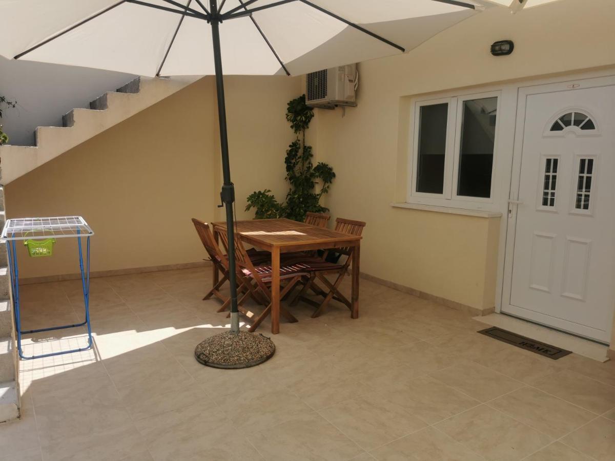 Apartmani Kronjac มิลนา ภายนอก รูปภาพ
