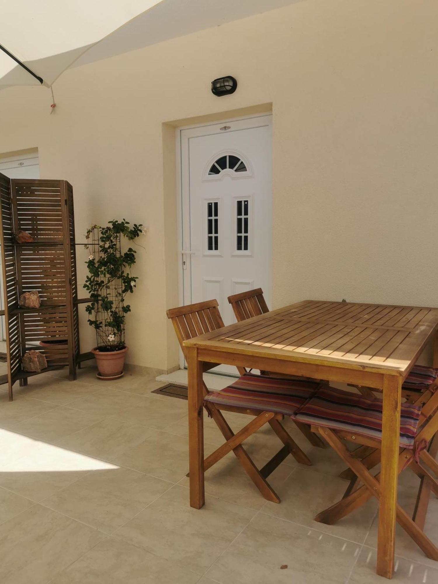 Apartmani Kronjac มิลนา ภายนอก รูปภาพ