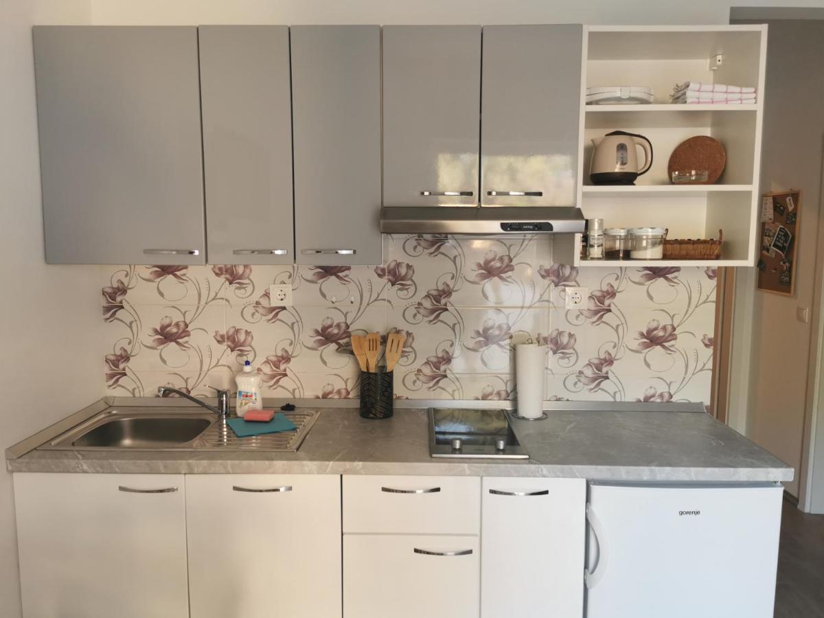 Apartmani Kronjac มิลนา ภายนอก รูปภาพ
